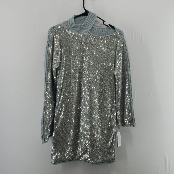 INC International Concepts Sweaters - Inc International Concepts Sequin Tunic Gray Size XS *Flaw* (hanger)